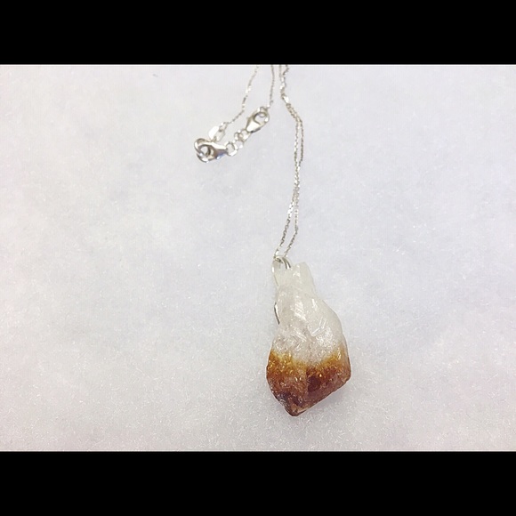 Gorgeous citrine crystal on sterling silver chain - Picture 2 of 3